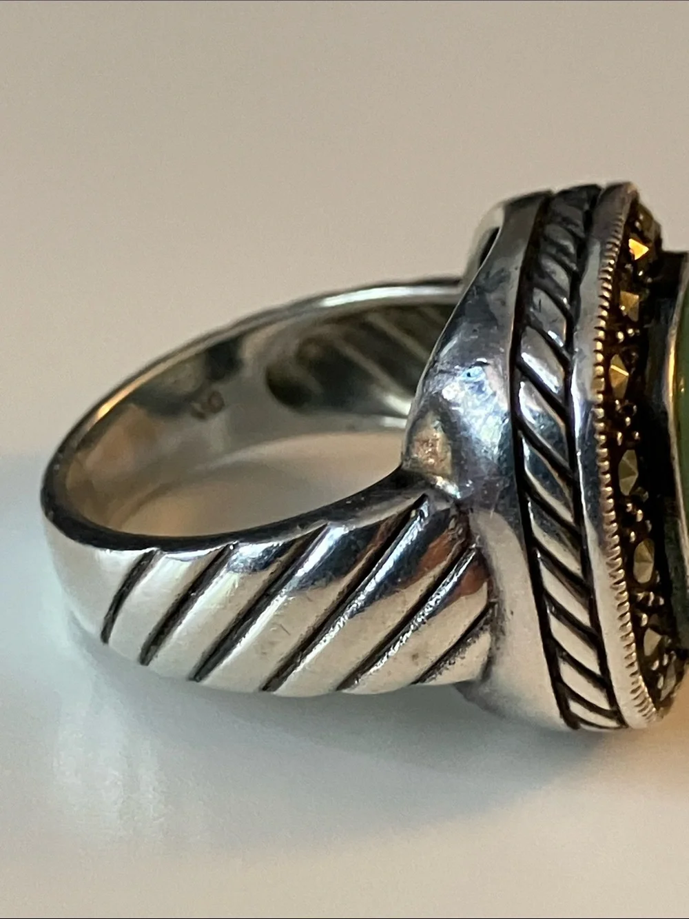 VC Sterling Silver Green Onyx Cabochon Ring with Marcasite Halo